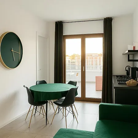 Marisabella 4 * 바리